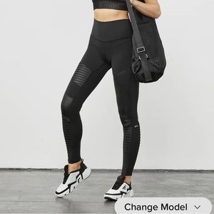 Alo yoga high rise moto legging